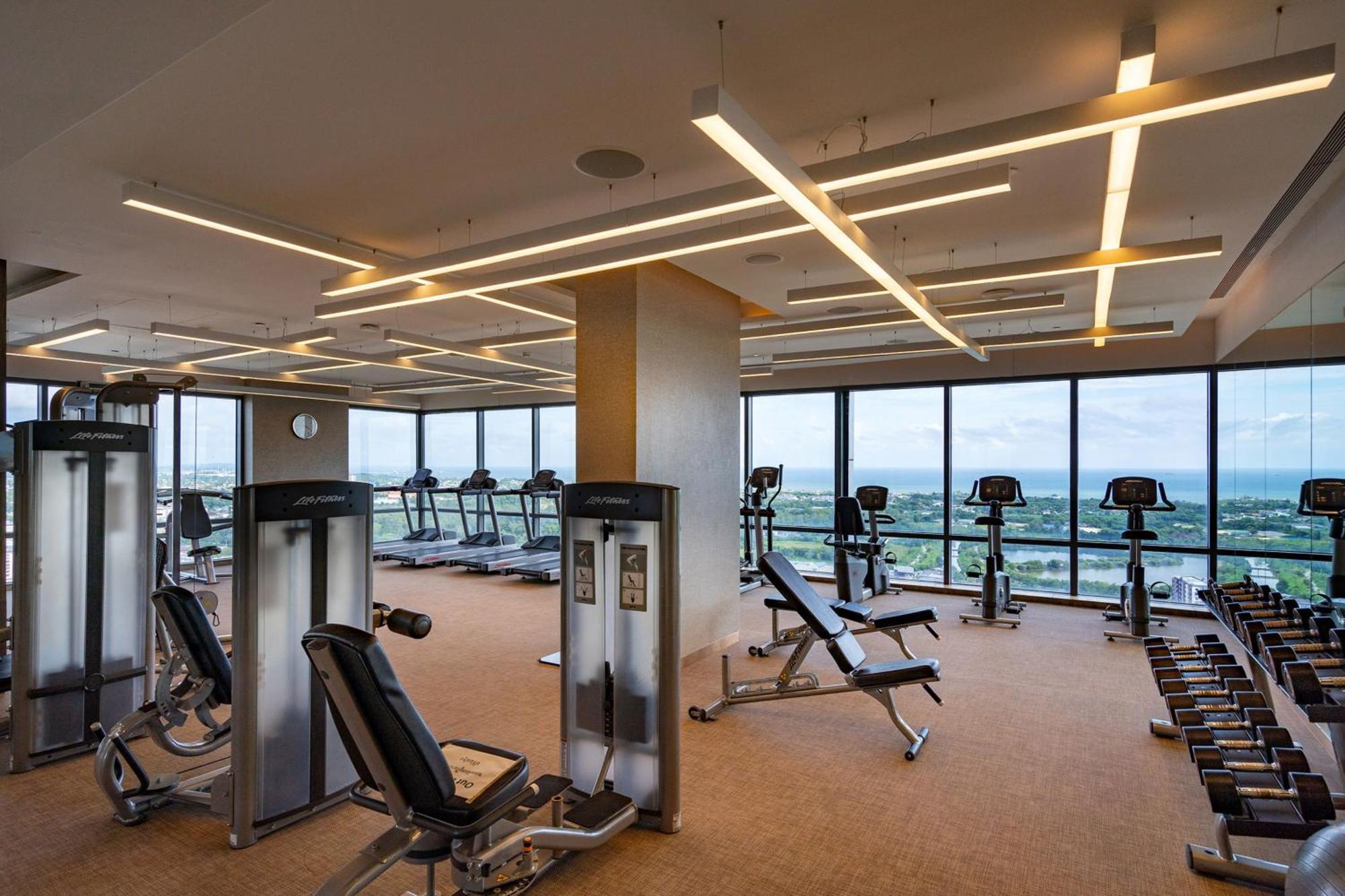 Holiday Inn & Suites Rayong City Centre By Ihg Exteriér fotografie