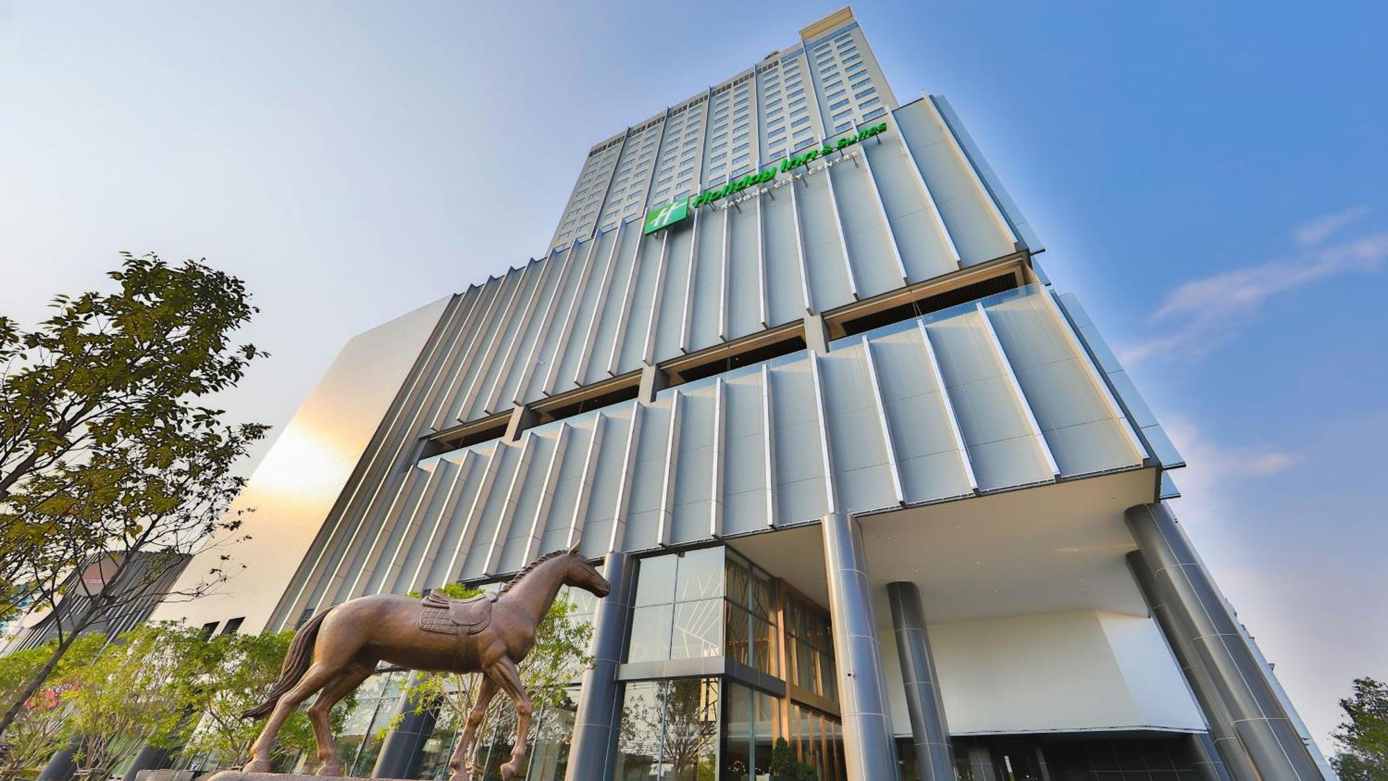 Holiday Inn & Suites Rayong City Centre By Ihg Exteriér fotografie